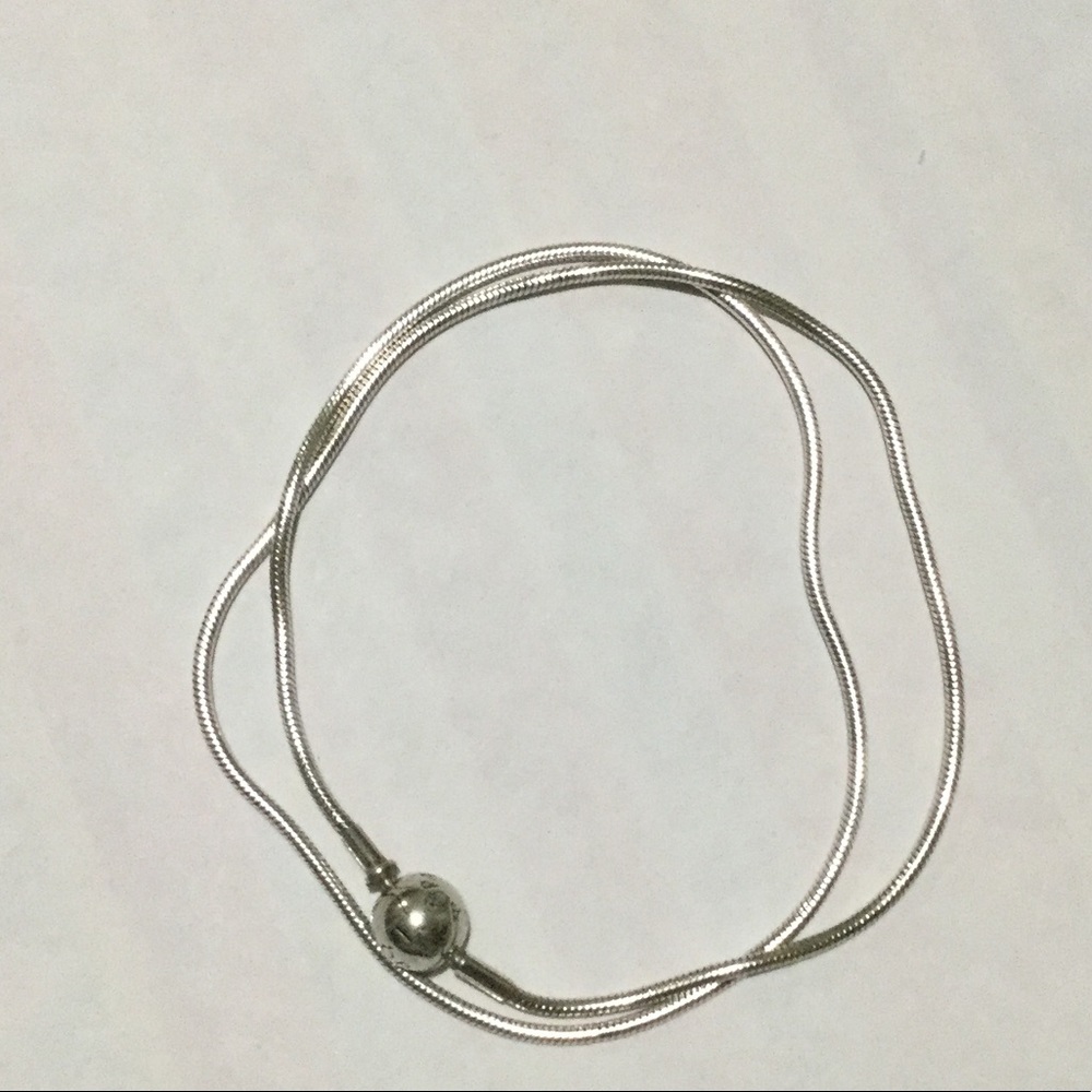 Pandora essence necklace